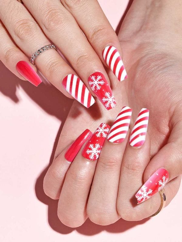 Scarlet and Snowflakes - Image 6