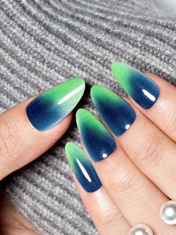 Green Gradient - Image 5