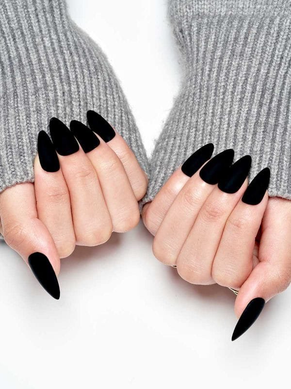 Goth Black - Image 3