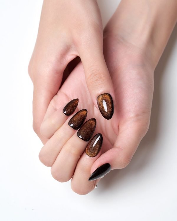 Cat Eye Nail Sets Short Almond/ 5 PCS - Image 5